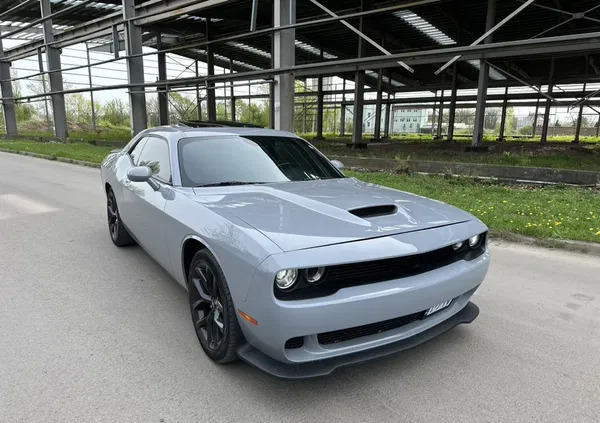 dodge Dodge Challenger cena 129000 przebieg: 37000, rok produkcji 2021 z Nieszawa